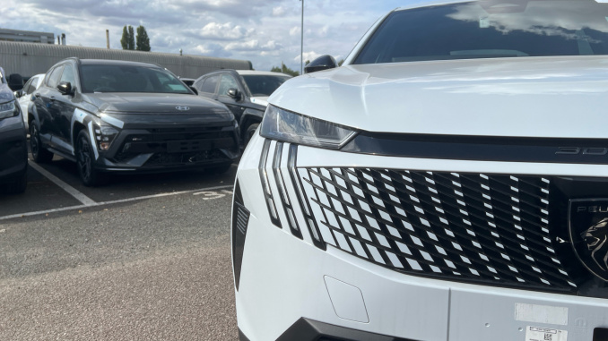 Peugeot 3008 157kW Allure 73kWh 5dr Auto Electric Estate - Image 44